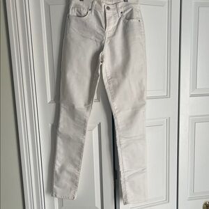 Old Navy Women's Curvy Skinny Jeans - White